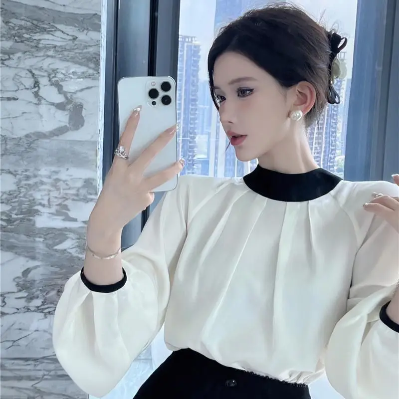 Temperament Lady Tops Vintage Blouses for Women 2025 Blusas Mujer De Mida O-neck Lantern Sleeve Loose Bandage Bow Blouse Shirts