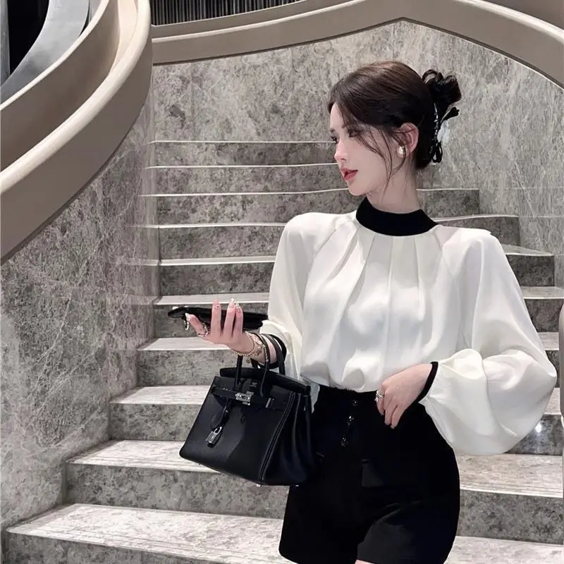 Temperament Lady Tops Vintage Blouses for Women 2025 Blusas Mujer De Mida O-neck Lantern Sleeve Loose Bandage Bow Blouse Shirts