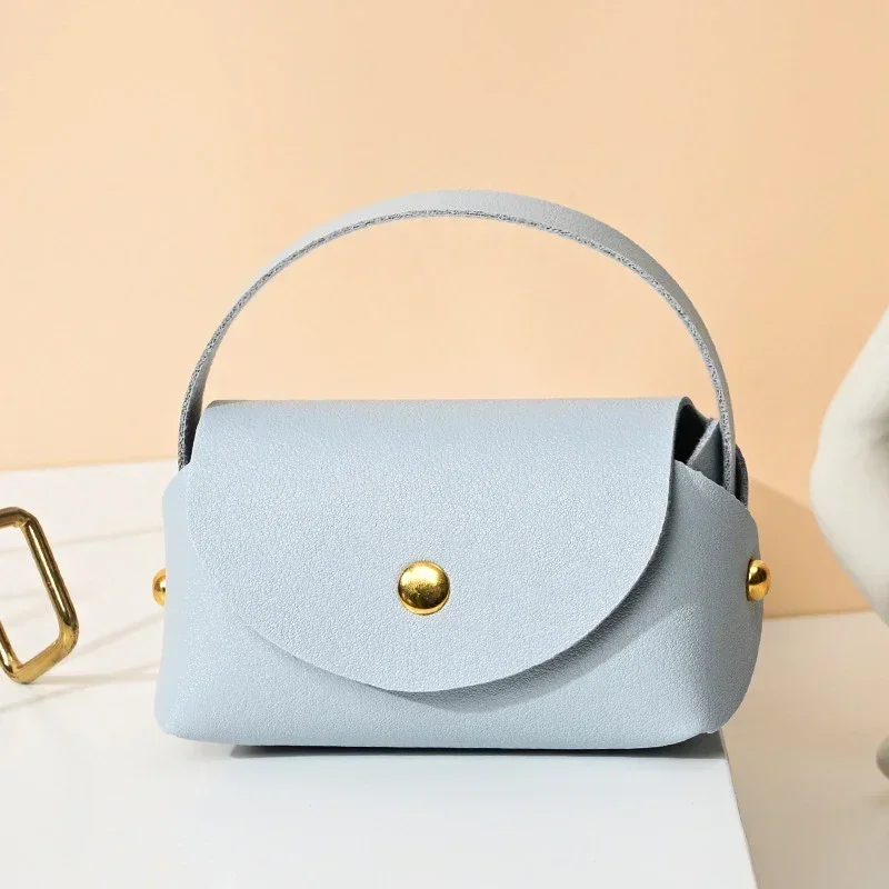 Creative Handbag Wedding Gift Box Bag Color Christmas Handheld Leather Gift Box Bag Buckle Square Gift Box Hasır Çanta Modellerı Creative Handbag Wedding Gift Box Bag Color Christmas Handheld Leather Gift Box Bag Buckle Square Gift Box Hasır Çanta Modellerı