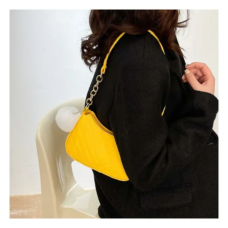 Stylish Women's Leather Tote Bag, Mini Crossbody Bag with Chain Strap, Solid Color Casual Underarm Shoulder Purse for Daily Use