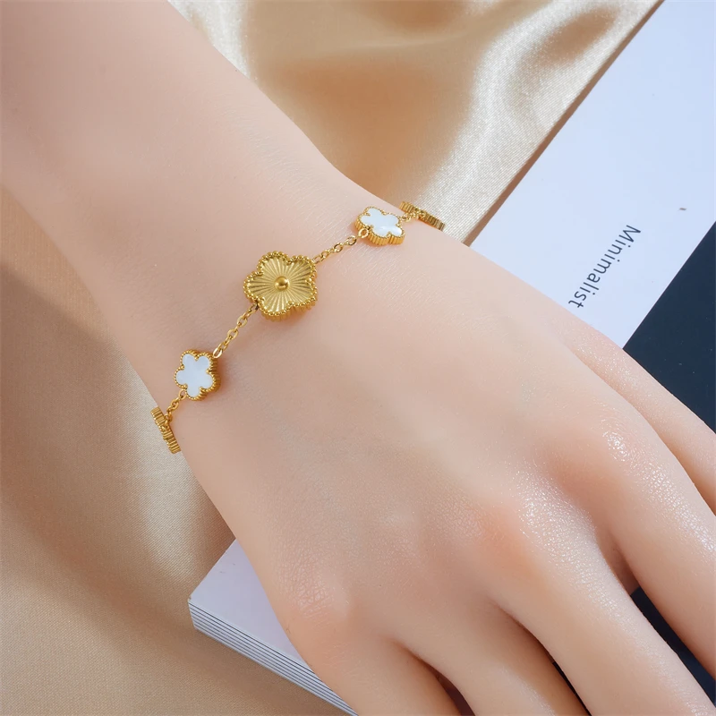 XIYANIKE 316L Stainless Steel Gold Color Five Leaf Flower Charm Bracelet For Women 2023 New Luxury Zircon Clover Bangle Jewelry