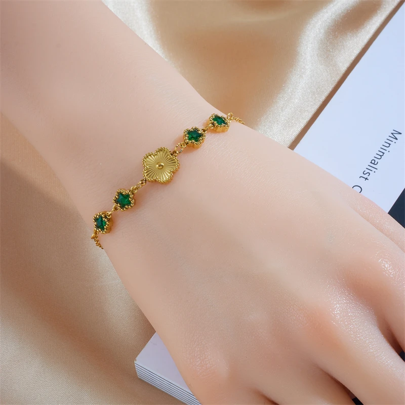XIYANIKE 316L Stainless Steel Gold Color Five Leaf Flower Charm Bracelet For Women 2023 New Luxury Zircon Clover Bangle Jewelry